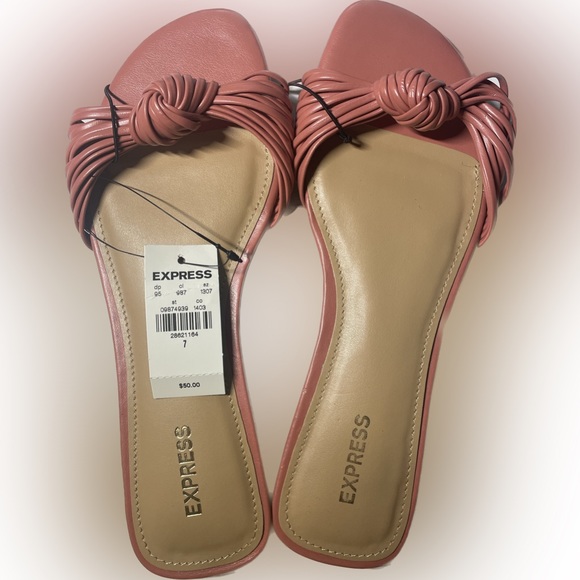 Express Knot Peach/Coral Sandals Brand New Woman’s Size 7 - Picture 2 of 3